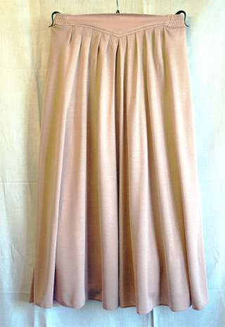 Трикотажная юбка модного покроя