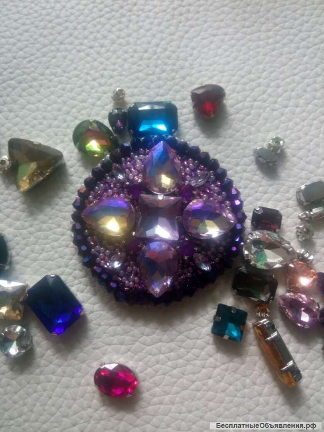 Брошь "Сиреневая классика"