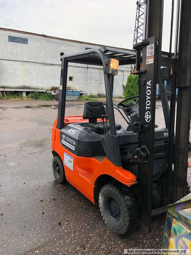 Автопогрузчик Тойота 7 серия