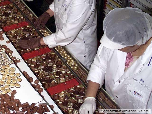 Рабочий на упаковку продукции