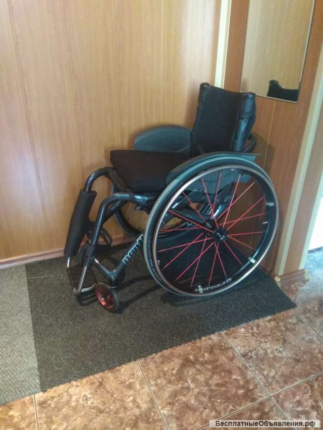 Инвалидную коляску активного типа