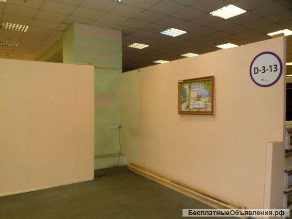 Cдам в аренду торгоаую площадь в ТЦ Мебель России