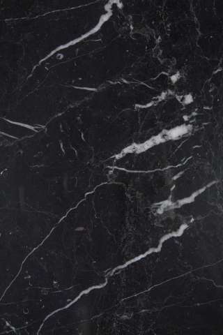 Мрамор NEGRO MARQUINA