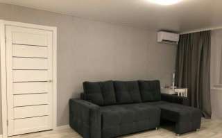 Посуточно аренда1 ком. кв. ул. Шота Руставели 25, г. Киев, м.