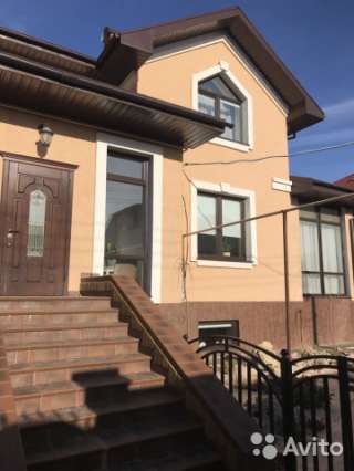 Дом 300 м² на участке 6 сот