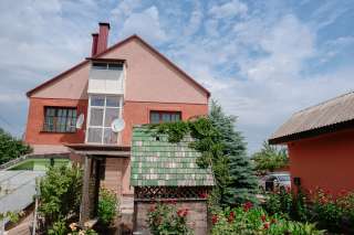 Дом 184 м² на участке 18 сот