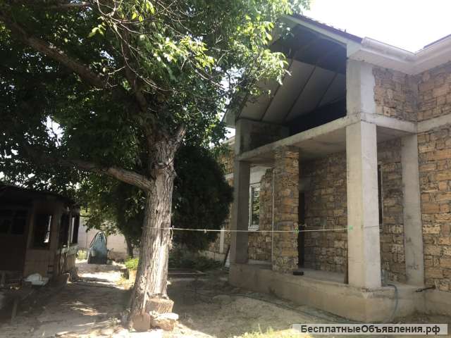 Дом 300 м² на участке 11 сот