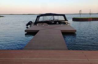 Бетонный понтон, плавающий причал