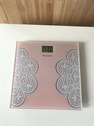 Весы напольные Maxwell mw-2672(pk)