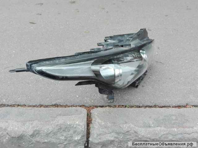 Фара правая инфинити fx37s fx35 fx50 ксенон