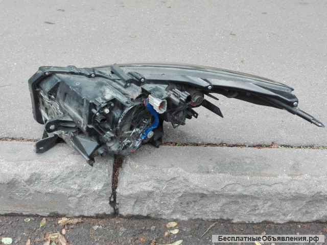 Фара правая инфинити fx37s fx35 fx50 ксенон