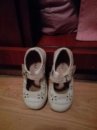 Кожаные туфли с водолазкой