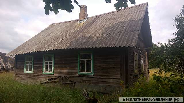 Отдельно стоящий домик с банькой, 90 соток земли