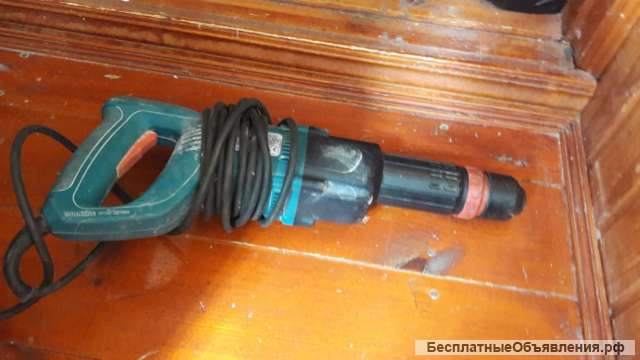 Отбойный молоток Макита Hm1101c