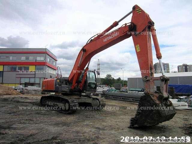 Гусеничный экскаватор Hitachi 330, 2011 г