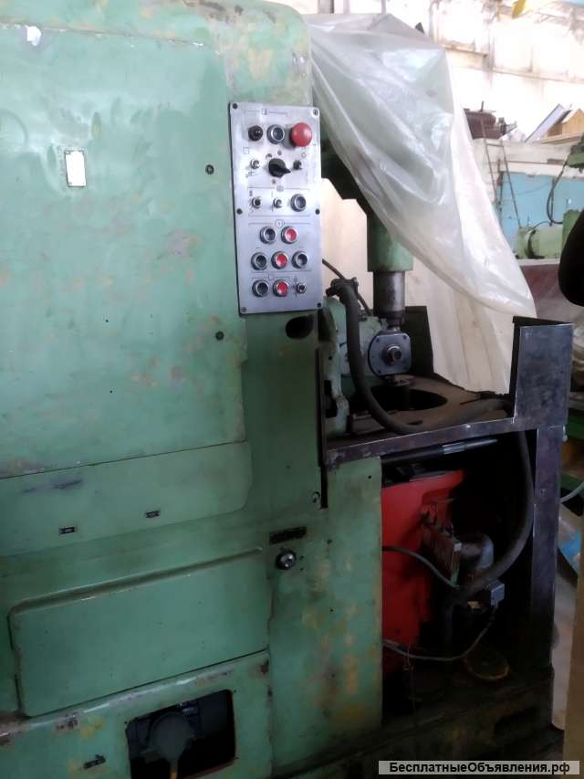 Зубофрезерный станок 5К32А