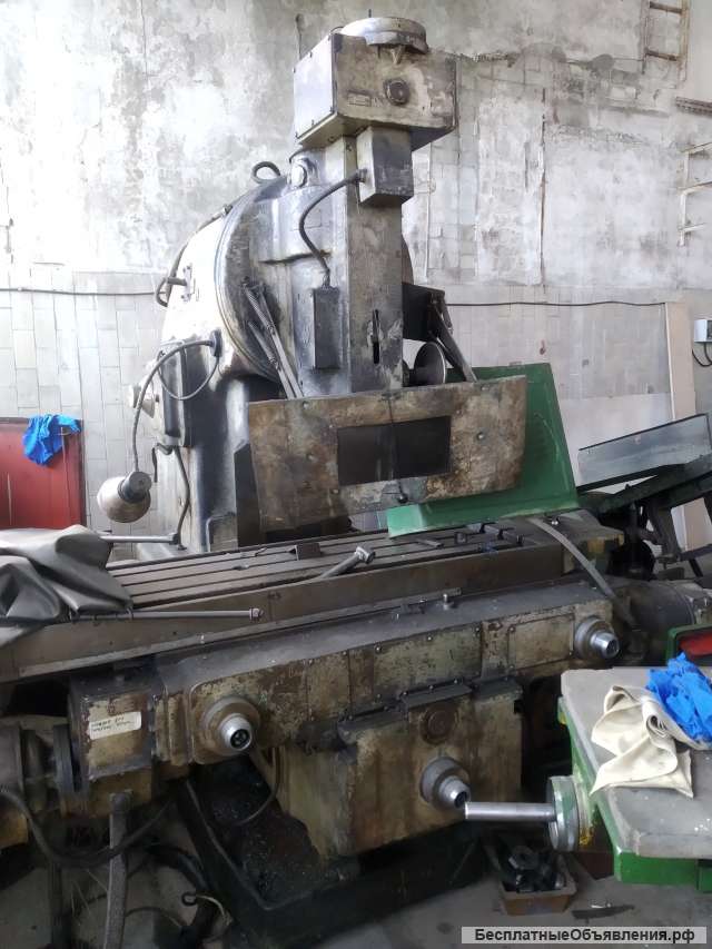 Станок вертикально фрезерный 6М13ГН-1