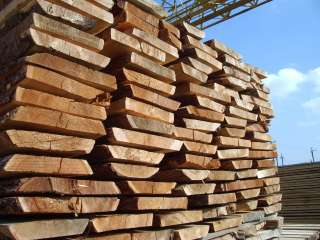 Необрезная доска лиственницы и кедра в наличии на складе в Москве