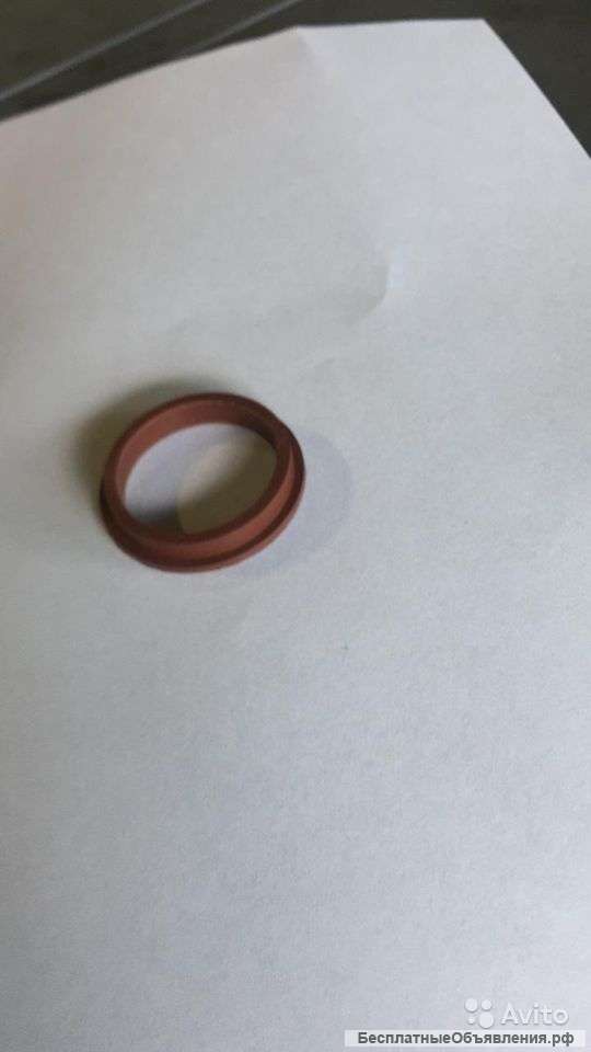 303-38-3 кольцо