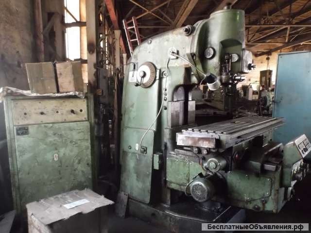 Вертикально-фрезерный станок FSS-400-V