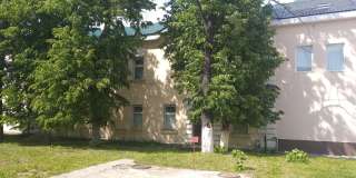 Здание 344 м2 и зем участок в собственности. 1 линия. Центр города. Продается. Выгодно