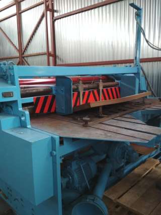 Станок просекательно-рилевочный (слоттер) с двумя цветами печати