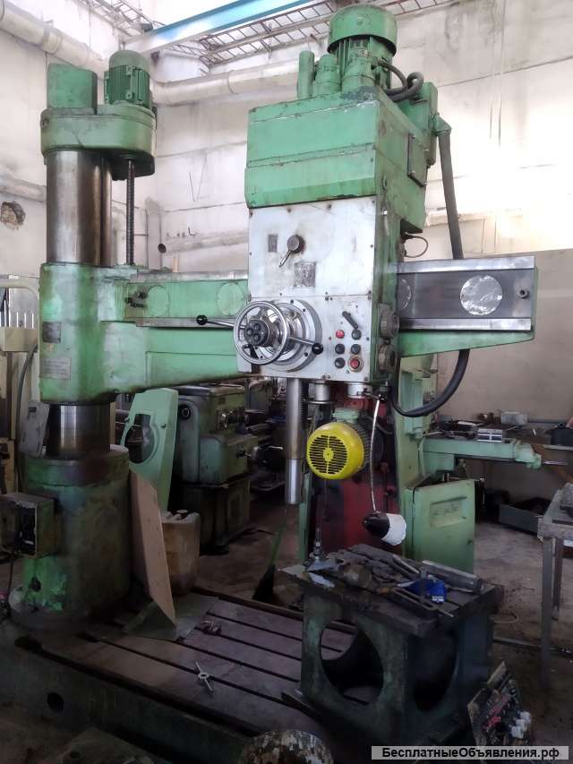 Радиально сверлильный станок 2А554