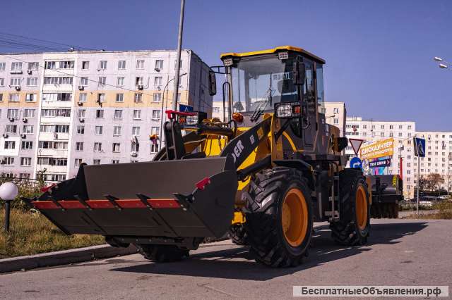 Фронтальный погрузчик Boulder WL33R/Российская разработка