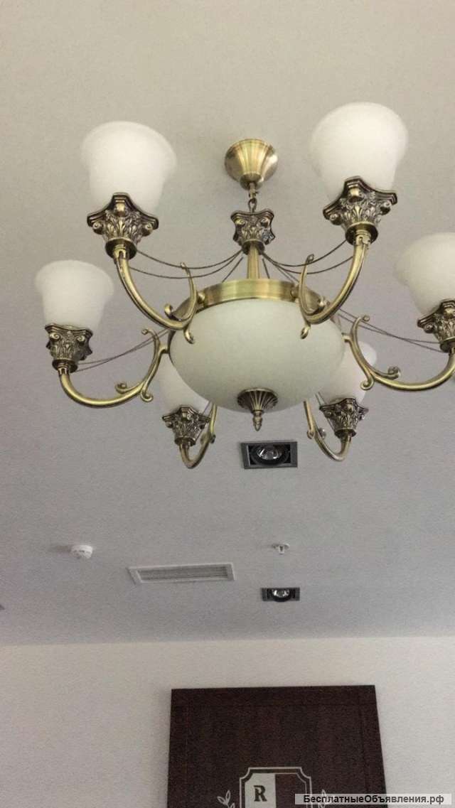 Люстра на штанге Benetti Impero