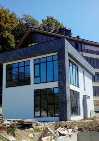 Новый коттедж в центре Дагомыса