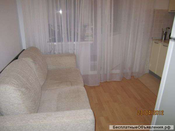 Диван фабрики 8 марта