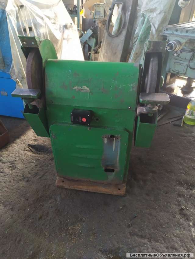 Обдирочно-шлифовальный станок 3М633