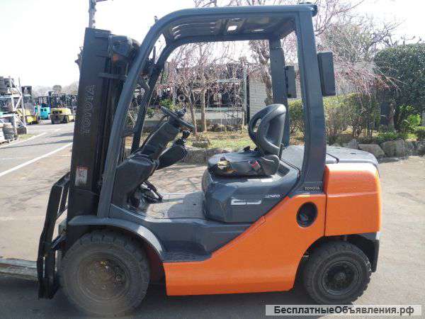 Погрузчик вилочный бензин TOYOTA 02-8FG25 13550