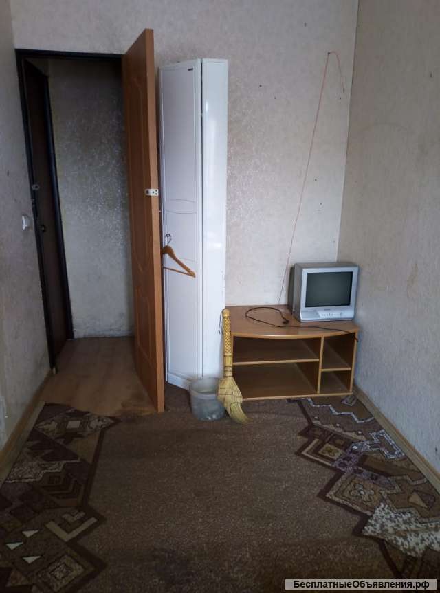 Сдам комнату 10 кв/м на длительный срок