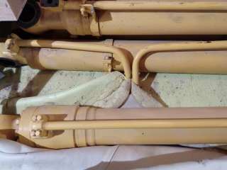 Цилиндр на Экскаватор Komatsu PC200-8