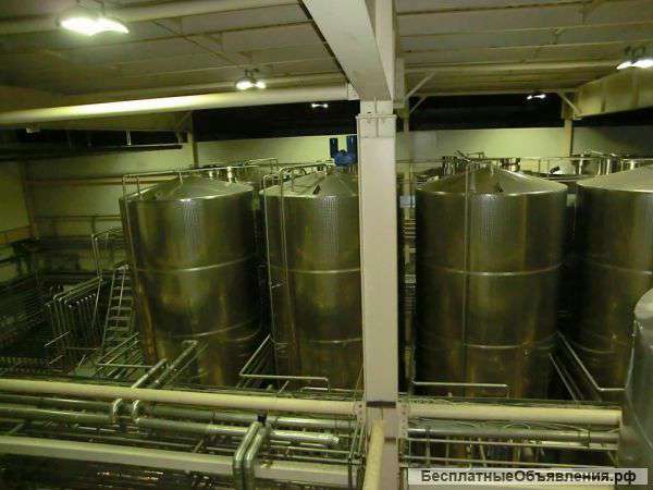 Емкости нержавеющие, объем 50 куб.м.