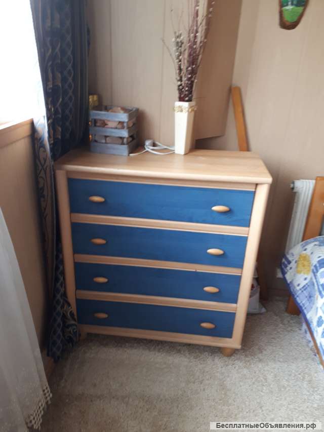 Стол для занятий с полками, стеллаж для книг, комод