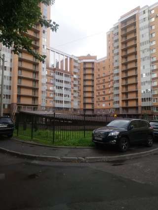 Однокомнатная квартира на Седова 42 к2