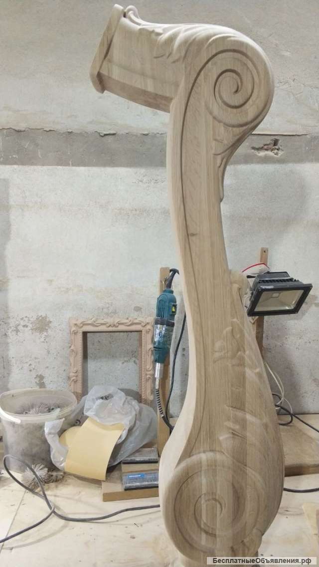 Резной столб 01