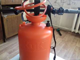 Опрыскиватель помповый