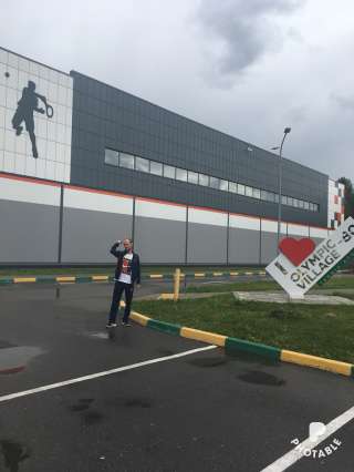 Занятия большим теннисом