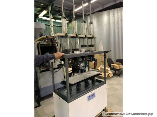 Полуавтомат розлива в канисты