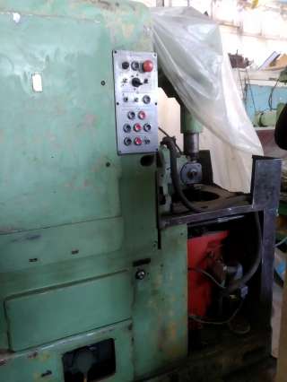 Зубофрезерный станок 5К32А