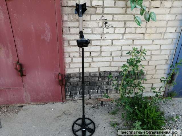 Металлоискатель Минелаб "Сафари"