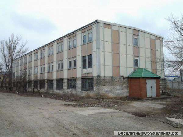 3-х этажное кирпичное здание 1000 кв.м. + подвал