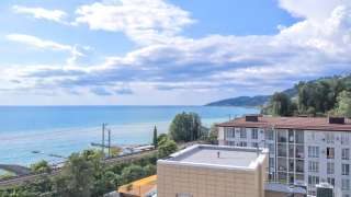 Квартира видом на море в Центральном р-не города Сочи