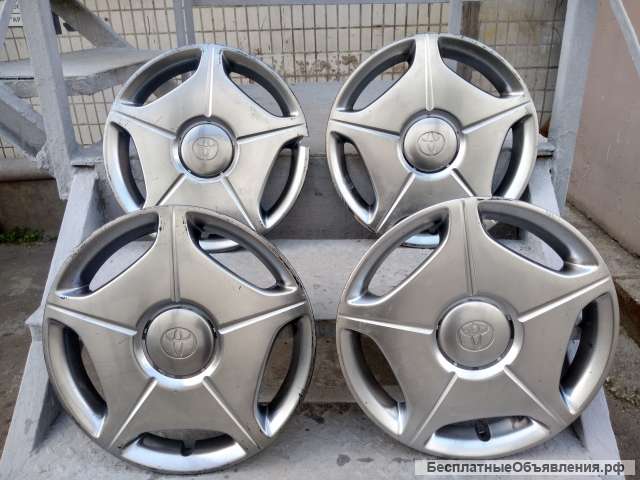 Toyota. Колпаки R15