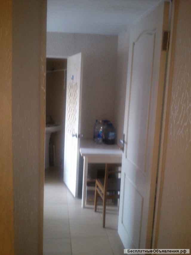 Кирп. Домик, Центр, ул. Возрождения, 2 комн. 31/25/4; Цена: 1000000