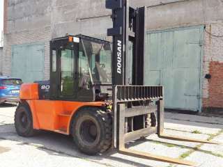Вилочный погрузчик Doosan с г/п 8 т