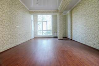 Большая 1,5-комнатная квартира с ремонтом